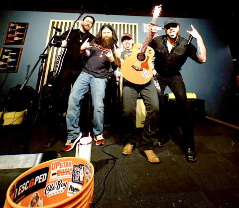 Stephen Quinn, a Nashville artist who hails originaly from Jacksonville, will play Friday at the Spirit of the Suwannee Music Park. (COURTESY)