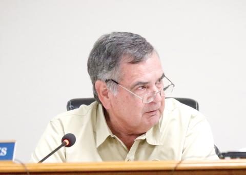 Steven Dicks, an at-large member to the North Florida Water Utilities Authority board, questioned why an alternative utility budget was presented to the Columbia Cunty Commission before the NFWUA board. (JAMIE WACHTER/Lake City Reporter)