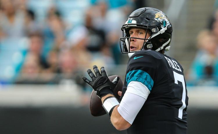Jaguars quarterback Nick Foles (7) looks for a receiver during the first half of an NFL football game against the Buccaneers at TIAA Bank Field on Dec. 1, 2019 in Jacksonville. (TRIBUNE NEWS SERVICE)