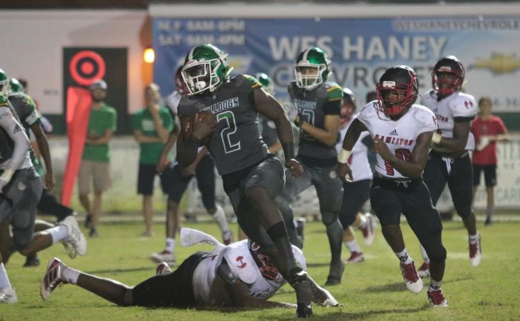 Suwannee running back Jaquez Moore returns a punt for a touchdown against Hamilton County last season. (SUWANNEE DEMOCRAT)