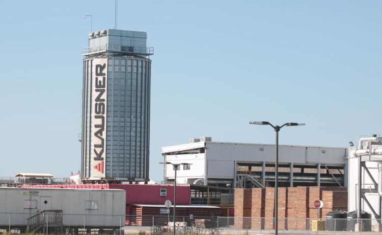 A virtual auction will be held today on the former Klausner Lumber One site in Live Oak. (SUWANNEE DEMOCRAT)