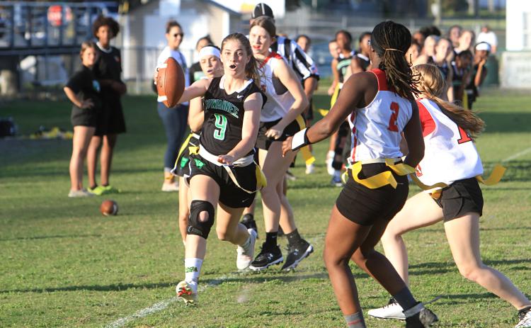 Suwannee quarterback Maci Campbell scampers for a 39-yard touchdown against Bradford on Monday. (PAUL BUCHANAN/Special to the Reporter)