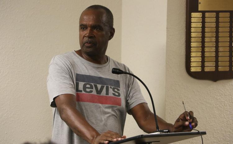 White Springs resident Randolph Keen speaks during the public comment portion of Tuesday’s meeting on internet cafes in the town. (MORGAN MCMULLEN/Lake City Reporter)