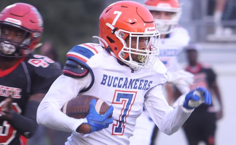 Branford receiver Arkayvion Jones rushes up the field against Lafayette on Monday night. (PAUL BUCHANAN/Special to the Reporter)