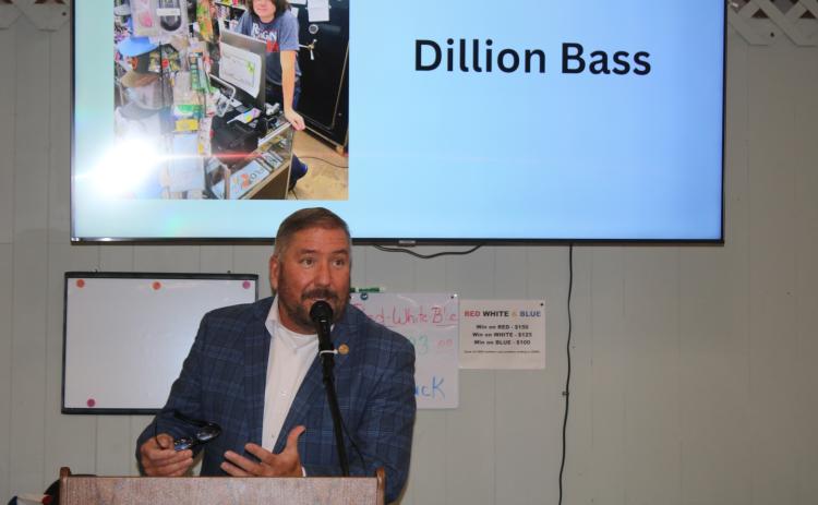 Dan Hartley, an aide to Congresswoman Kat Cammack, delivers the keynote address during Friday’s Summer Youth Employment Program Awards Luncheon. (TONY BRITT/Lake City Reporter)