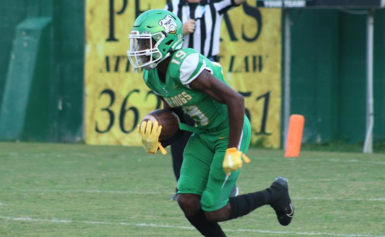 Suwannee receiver Jadarius Horne returns a kickoff against Flagler Palm Coast on Aug. 25. (JAMIE WACHTER/Lake City Reporter)