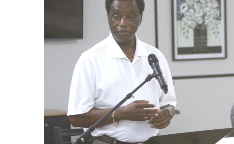 CareerSource Florida Crown Executive Director Robert Jones speaks at a previous agency event. (FILE)