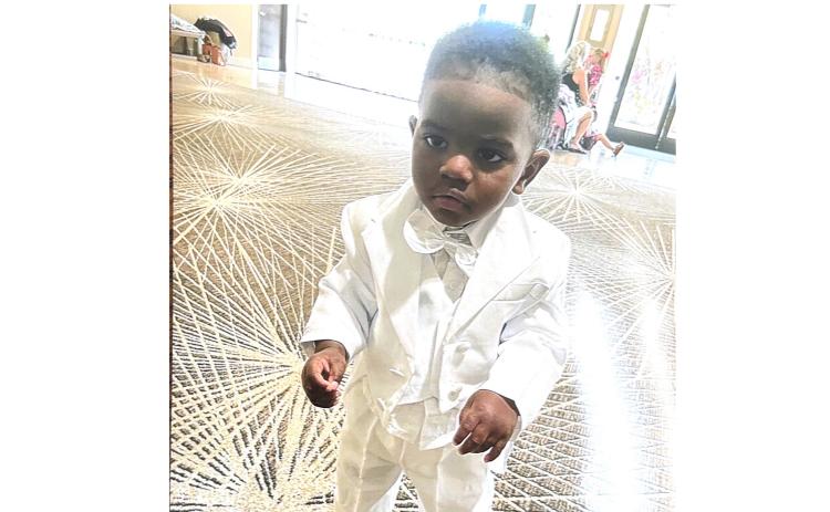 Banx Everett, who has won Sunburst Beauty Pageants on the local and state level, will be competing later this month in the International Finals. (COURTESY)