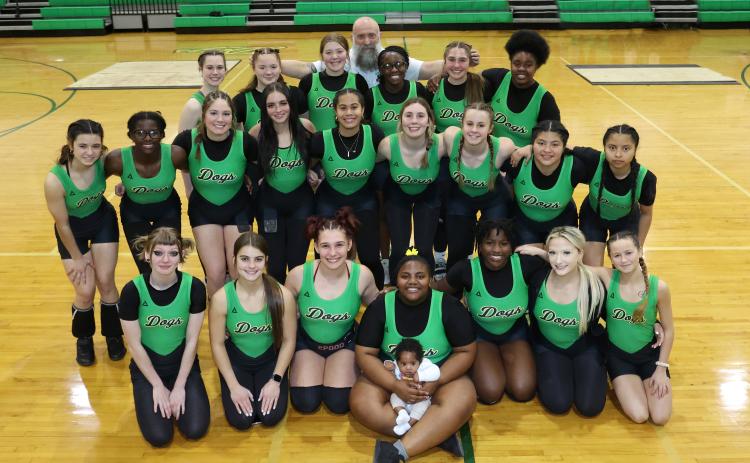 The Suwannee girls weightlifting team swept the District 4-1A titles in the traditional and Olympic events Friday, the seventh straight year the Bulldogs have won the district. (PAUL BUCHANAN/Lake City Reporter)