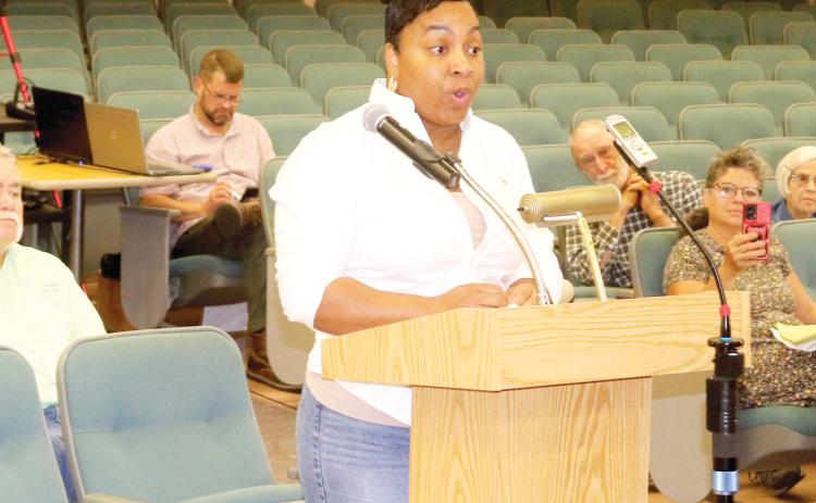 Fort White Town Councilor Monica Merricks requests help from the Columbia County Commission in administering grant funds for a wastewater project. Merricks called the strained relationship between the town and the county as ‘shameful, disgraceful and distasteful,’ hoping the two could move forward. (TONY BRITT/Lake City Reporter)