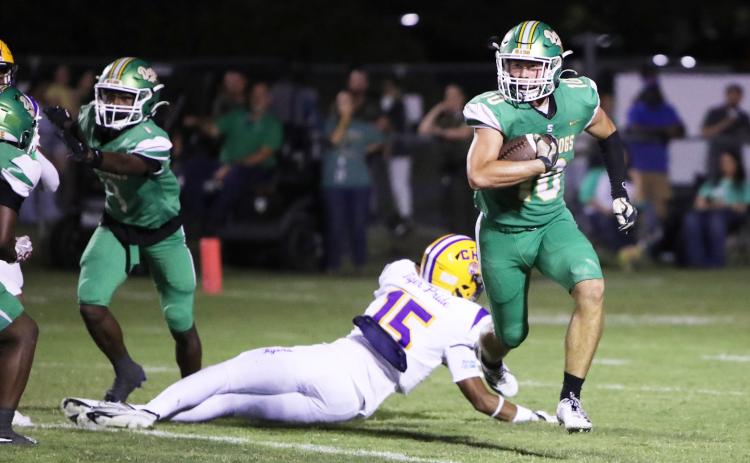 Suwannee receiver Koy Frier returns a kickoff against Columbia on Friday. (BRENT KUYKENDALL/Lake City Reporter)