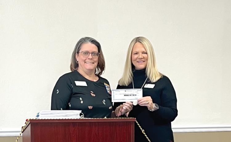 The First Federal Foundation awarded a $5,000 grant to Altrusa International of Lake City to support the organization’s community service, literacy and humanitarian programs. (COURTESY)