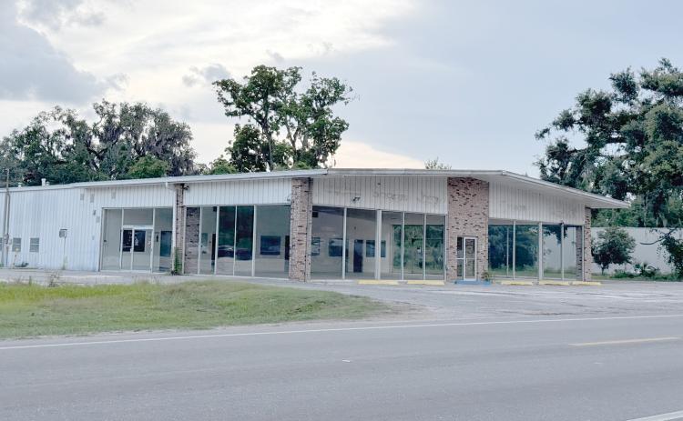 The Live Oak City Council would like to lease the old Walt’s Chrysler Dodge Jeep Ram dealership for 10 years to house the city’s public works department. (FILE)