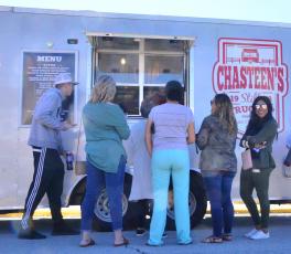 Customers are seen at Chasteen’s Still Truckin’ in this November 21 photo. (FILE)