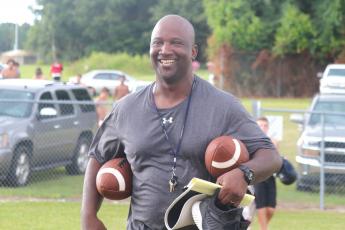 Fort White coach Demetric Jackson is in favor of the FHSAA’s new six-quarter rule, which was approved on Tuesday. (FILE)