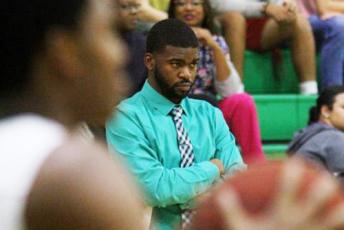 Suwannee basketball coach Malcolm Pollock looks on during a game in 2020. Pollock stepped down as the school’s coach to take a job in North Carolina. (PAUL BUCHANAN/Special to the Reporter)