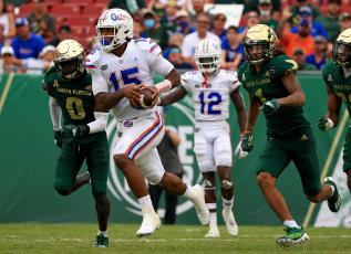 Florida Gators quarterback Anthony Richardson rushes for a touchdown against the South Florida Bulls at Raymond James Stadium on Sept. 11 in Tampa. (MIKE EHRMANN/Getty Images/TNS)