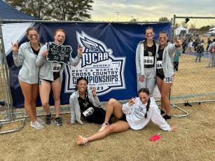 FGC runners Emma Jeffers (from left), Morgan Wilson, India Williamson, Sarah Simpson, Ashlyn Speigner and Roxxi Ottum at the NJCAA National Championships. (COURTESY)