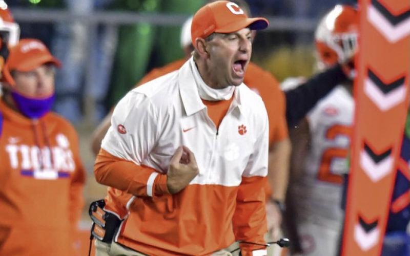 Clemson coach Dabo Swinney yells during the fourth quarter of the team's game against Notre Dame on Nov. 7 in South Bend, Ind. (MATT CASHORE/AP Pool Photo)