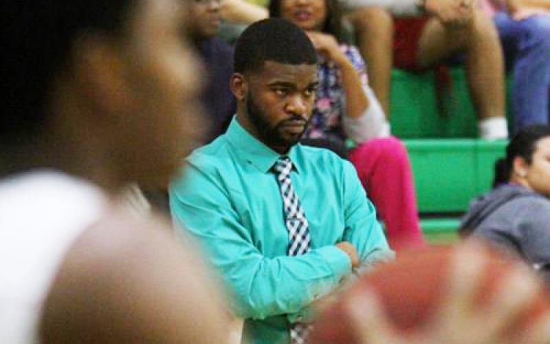 Suwannee basketball coach Malcolm Pollock looks on during a game in 2020. Pollock stepped down as the school’s coach to take a job in North Carolina. (PAUL BUCHANAN/Special to the Reporter)