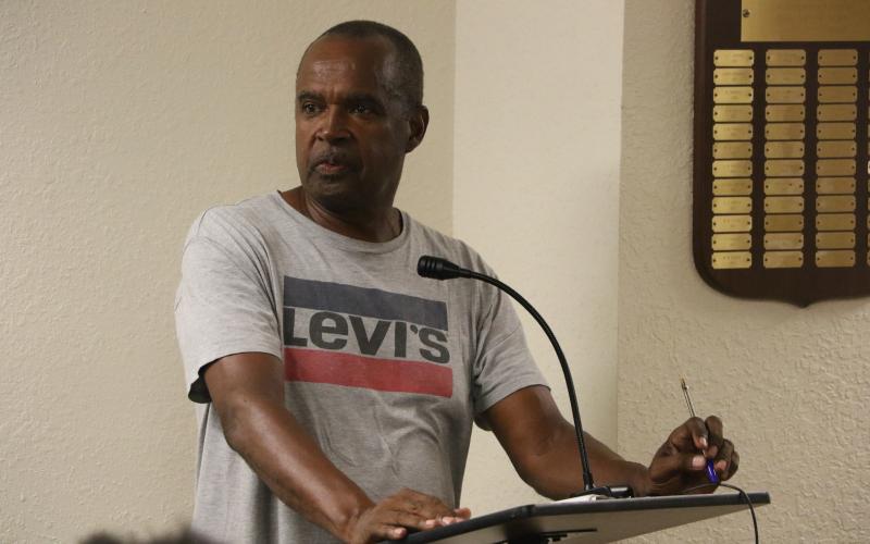 White Springs resident Randolph Keen speaks during the public comment portion of Tuesday’s meeting on internet cafes in the town. (MORGAN MCMULLEN/Lake City Reporter)