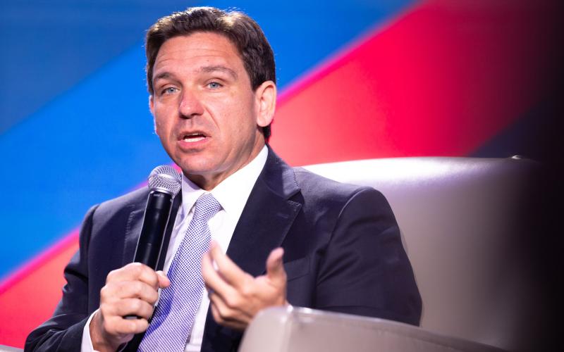 Advisers to Florida Gov. Ron DeSantis expect the other seven contenders who will be on the stage at tonight’s GOP debate to ‘dog-pile on Ron’ by attacking him to generate buzz and attract donors. (ARVIN TEMKAR/The Atlanta Journal-Constitution/TNS)
