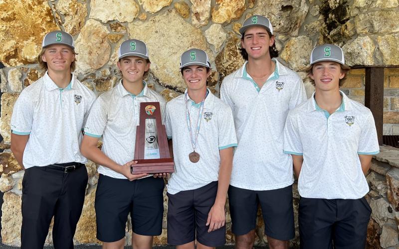 Suwannee's boys golf team won the District 2-2A title on Monday. (COURTESY)