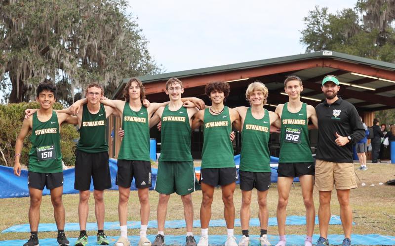Suwannee’s boys cross country team placed fifth at the Region 1-2A meet on Thursday to qualify for the state meet. (COURTESY)
