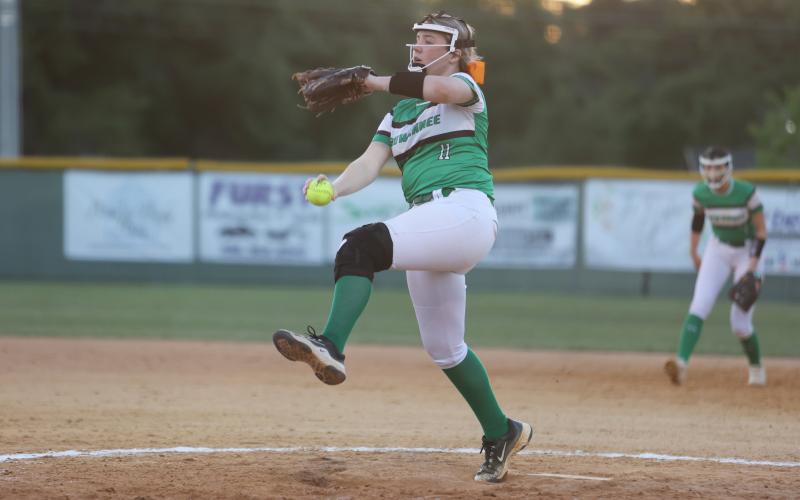 Suwannee pitcher Gracie Watley winds up to pitch against Gainesville on April 12. (PAUL BUCHANAN/Special to the Reporter)